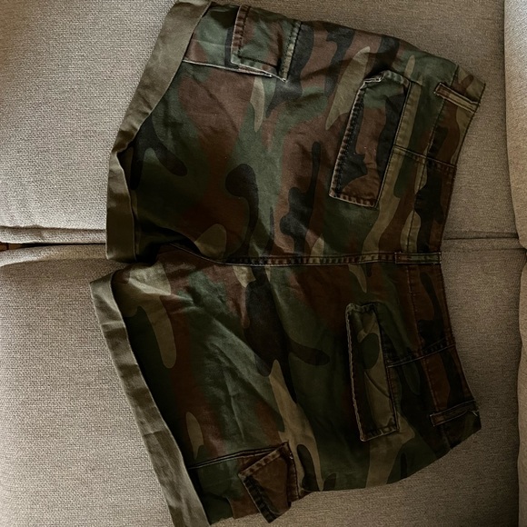 Camo shorts - Picture 4 of 8